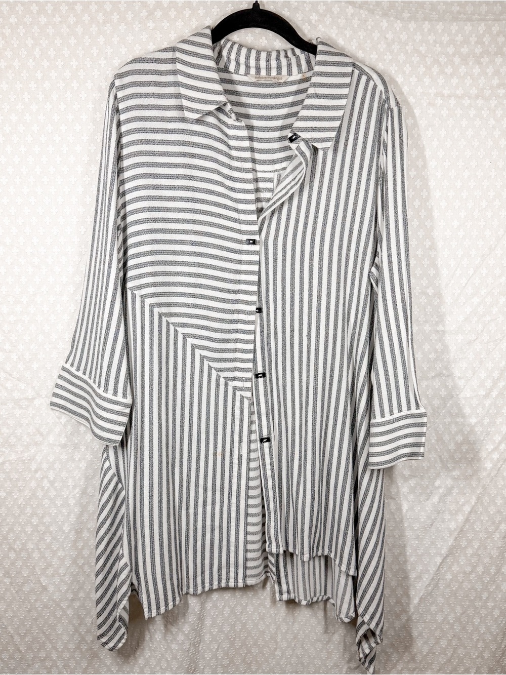Soft Surroundings Black White Striped Standout Button Down Tunic Top